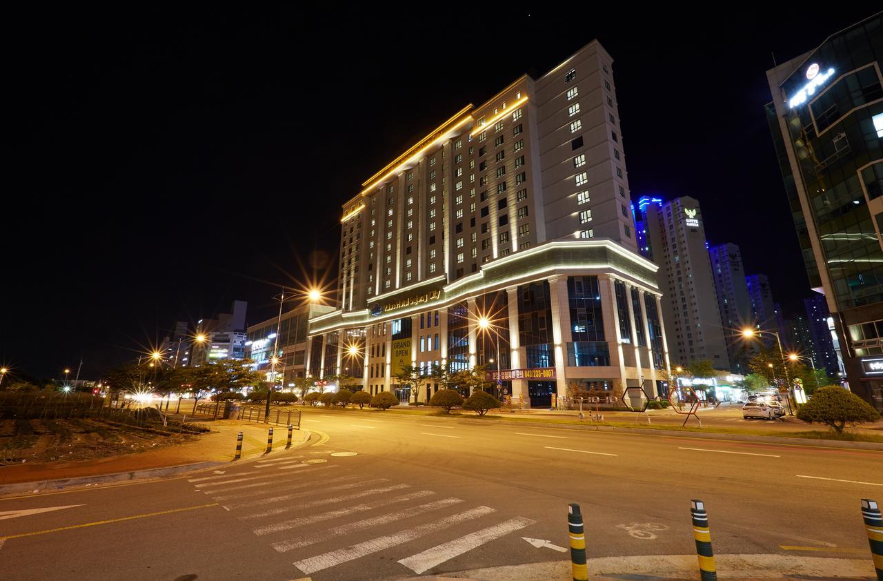 Osong H Hotel Sejong City Cheongju Exterior photo